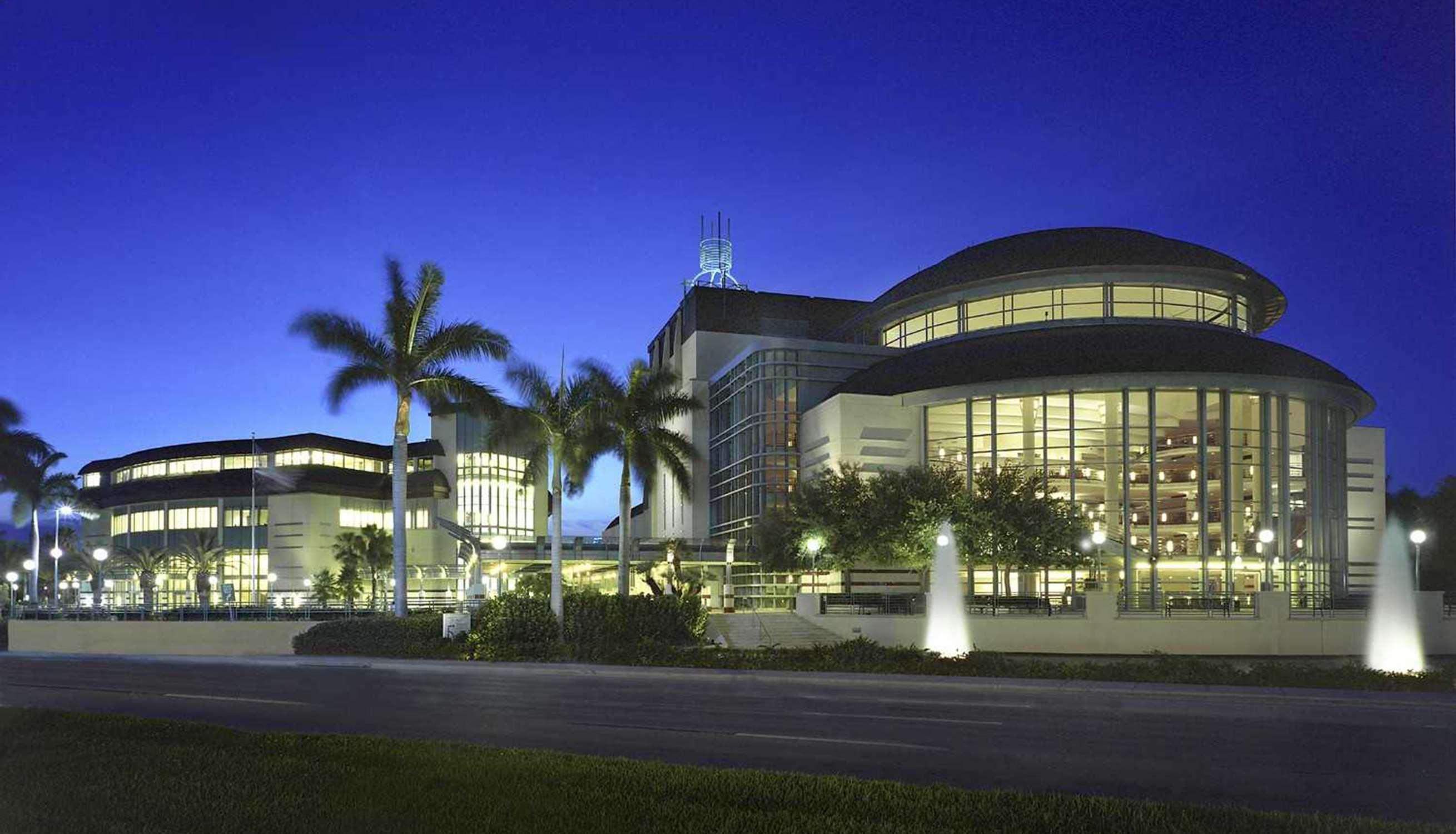 Hilton Garden Inn Boca Raton Exterior foto