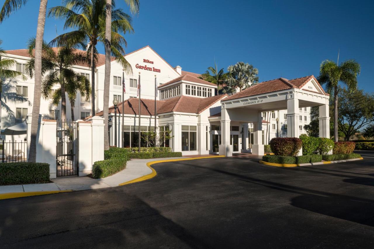 Hilton Garden Inn Boca Raton Exterior foto